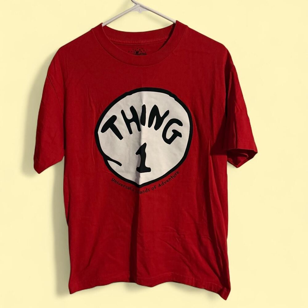 Universal Studios T-Shirt Mens Medium Red Dr Seuss Thing 1 Graphic Tee